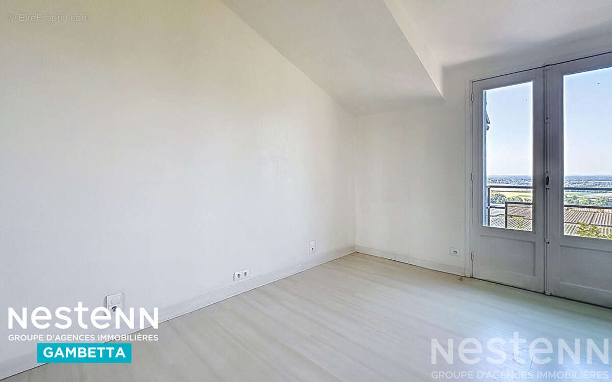 A vendre Maison  proche Montauban T6 avec jardin - photo 8