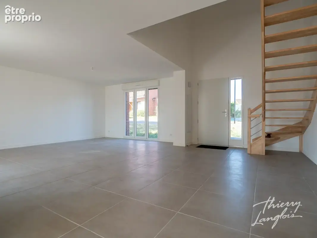 Maison 170 m2 sur une parcelle de 535m2 proche lycées - photo 4