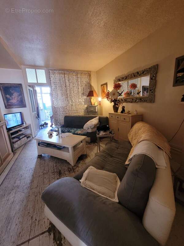 Immeuble 119 m² au centre de Saint-Pourçain-sur-Sioule - photo 8
