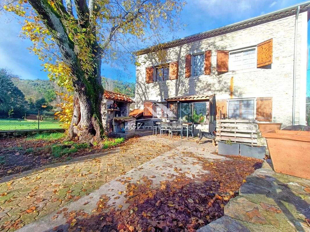 Maison à SAINT-AMBROIX