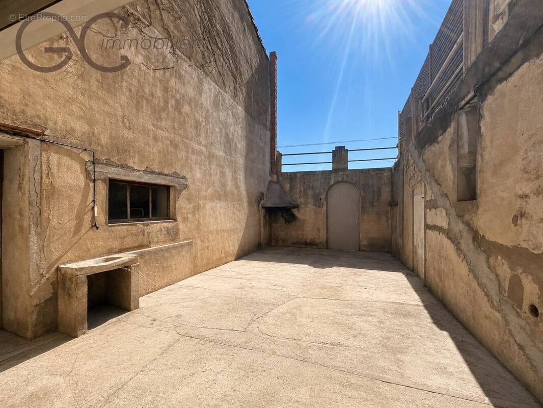 Maison à VIAS