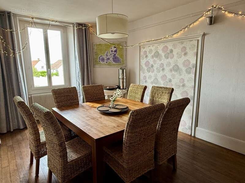 Maison à GRISY-LES-PLATRES