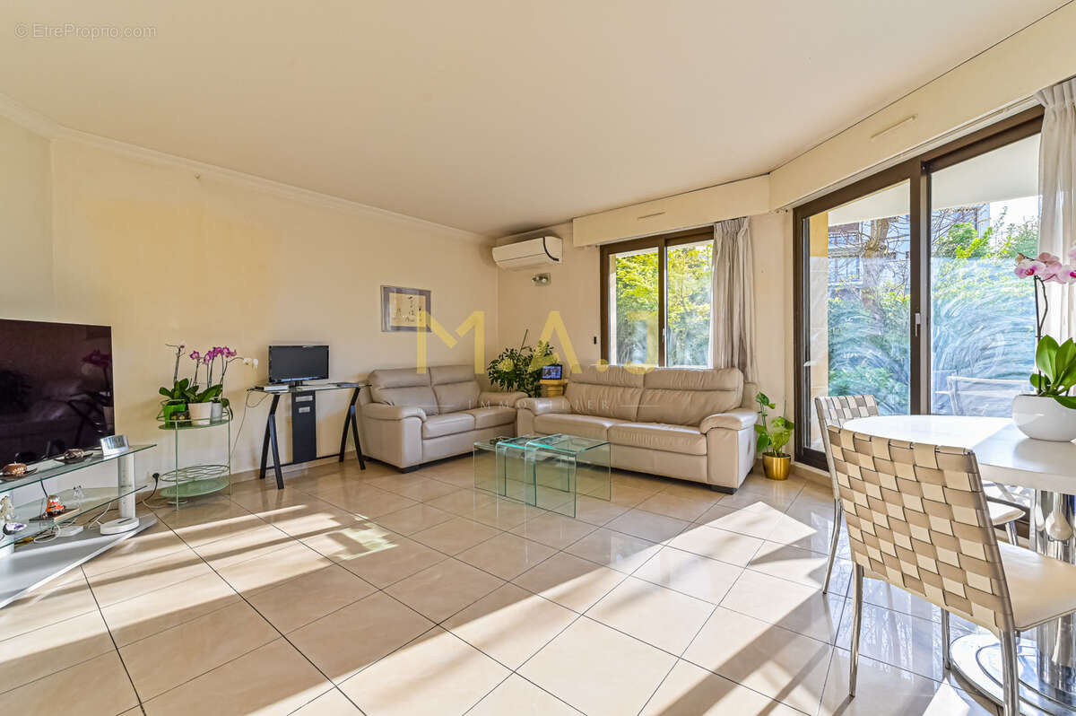 Appartement à LE PERREUX-SUR-MARNE