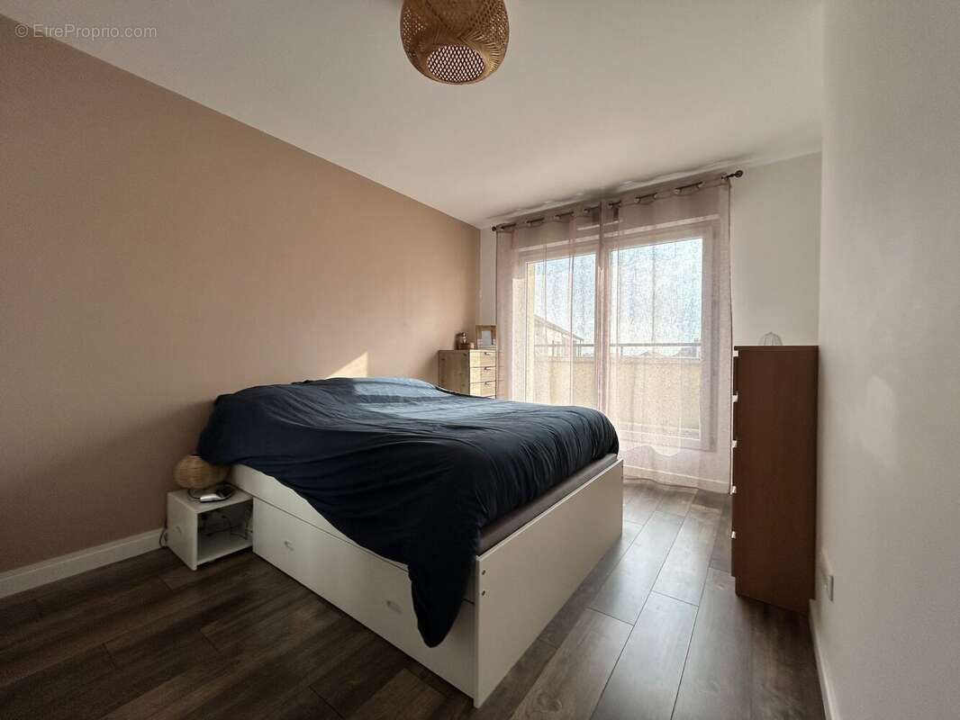 Appartement à VEMARS