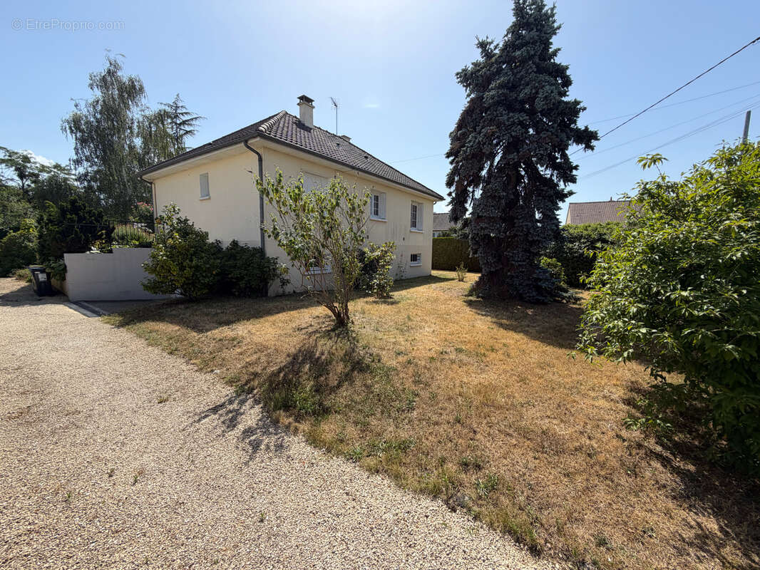 Maison   4 chambres - garage - terrain - photo 7
