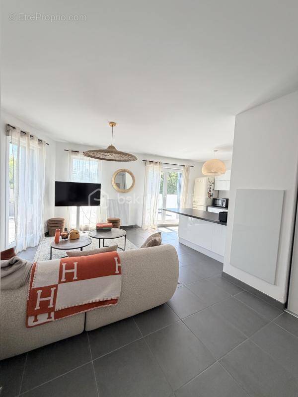 Appartement à CRAPONNE