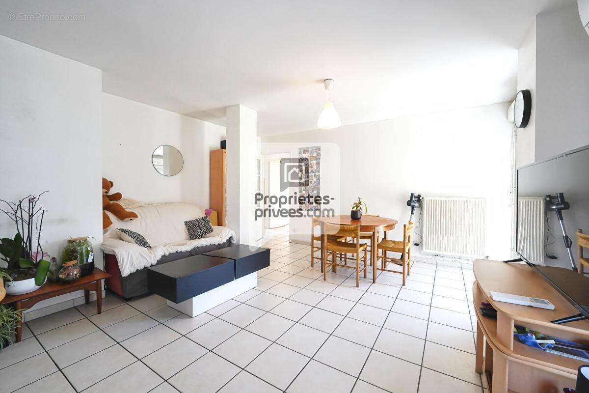 Appartement à SEYSSINET-PARISET