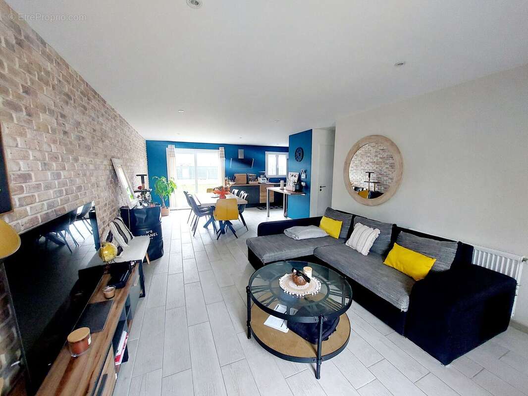 Photo 2 - Maison à MONTROND-LES-BAINS