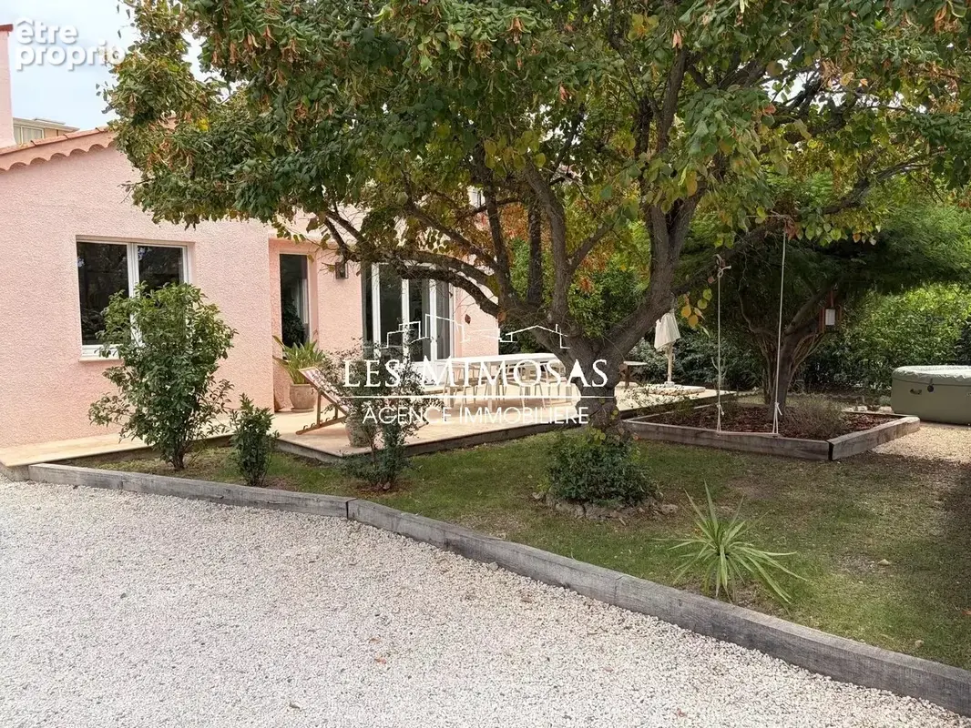 Maison à FREJUS