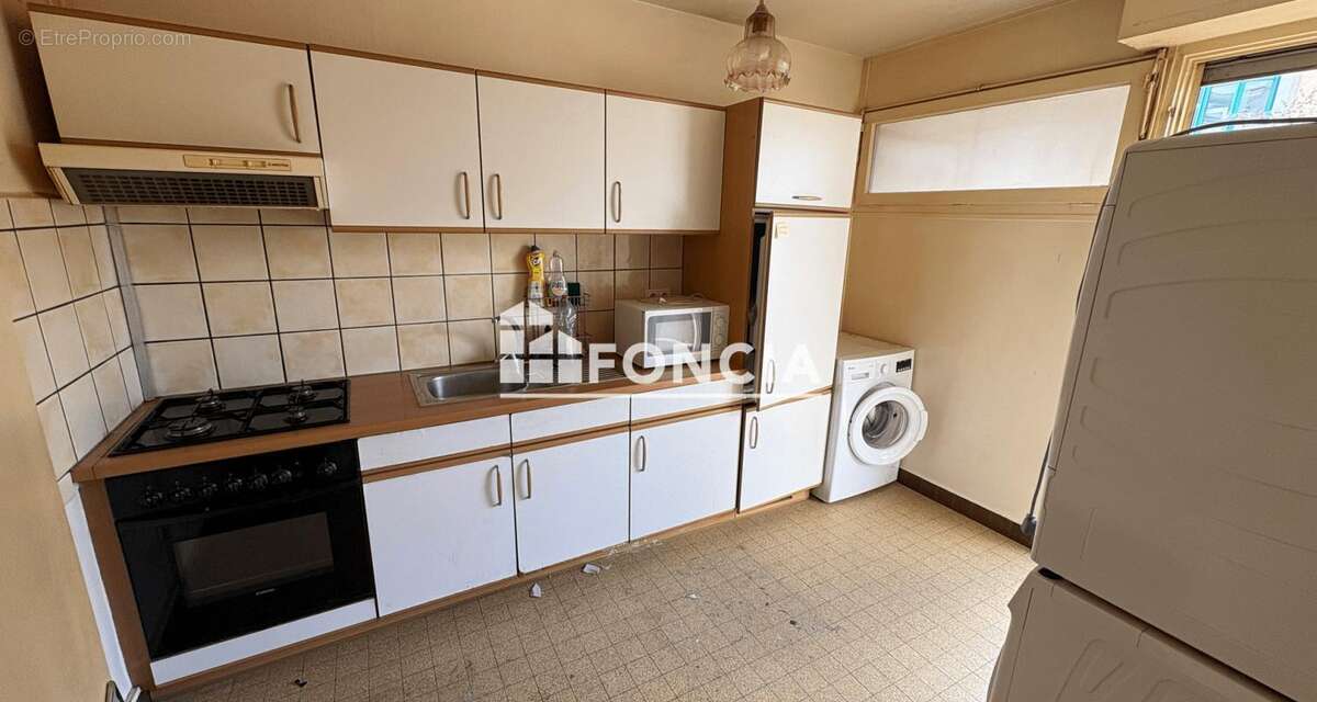Gaillard – Appartement T1 avec balcon à proximité immédiate de la douane de Moillesulaz - photo 4