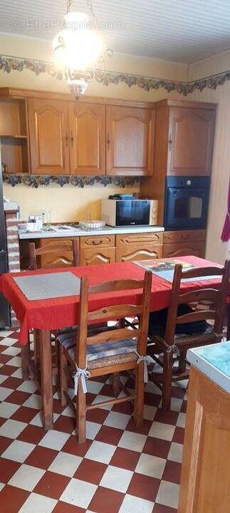 Maison à CROISILLES