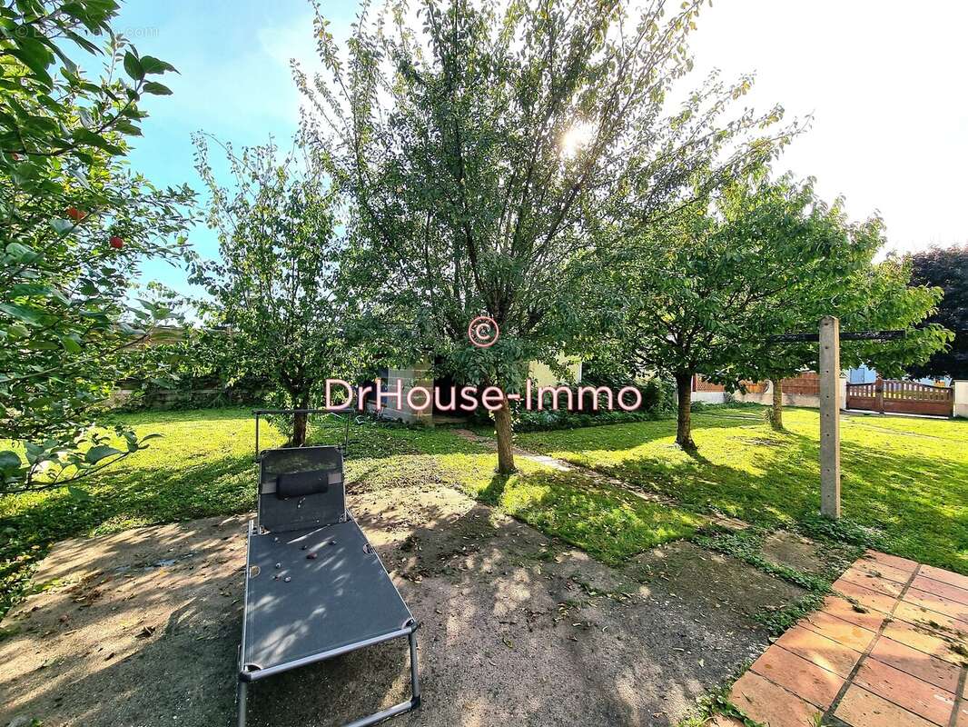 Maison à ROSIERES-AUX-SALINES