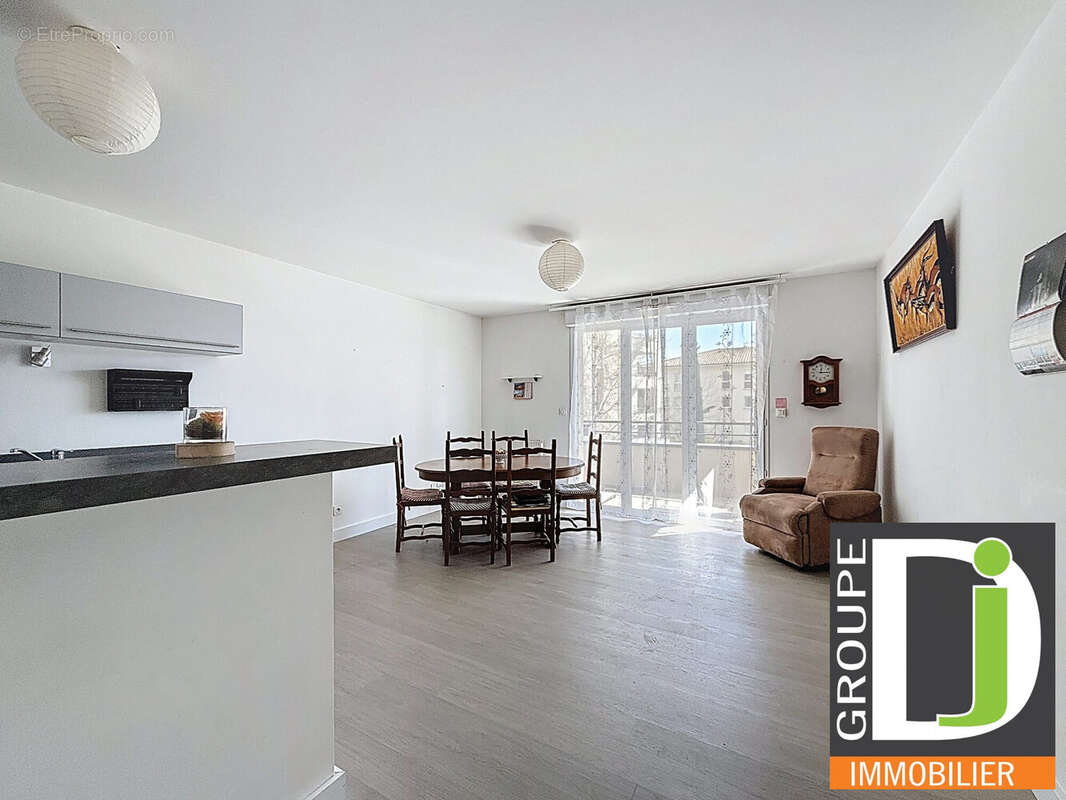 Appartement à CREST