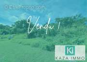 Terrain à LES TROIS-ILETS