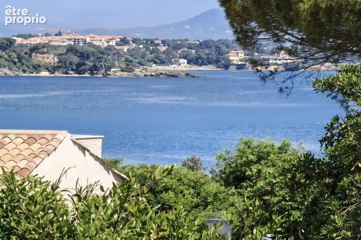 Les issambres – prestations haut de gamme – jardin privatif – piscine – aperçu mer - photo 8