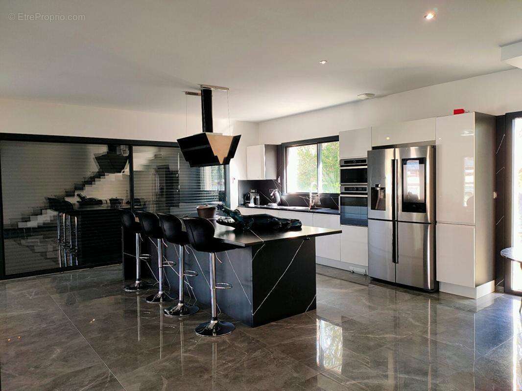 Maison à SAINTE-EULALIE