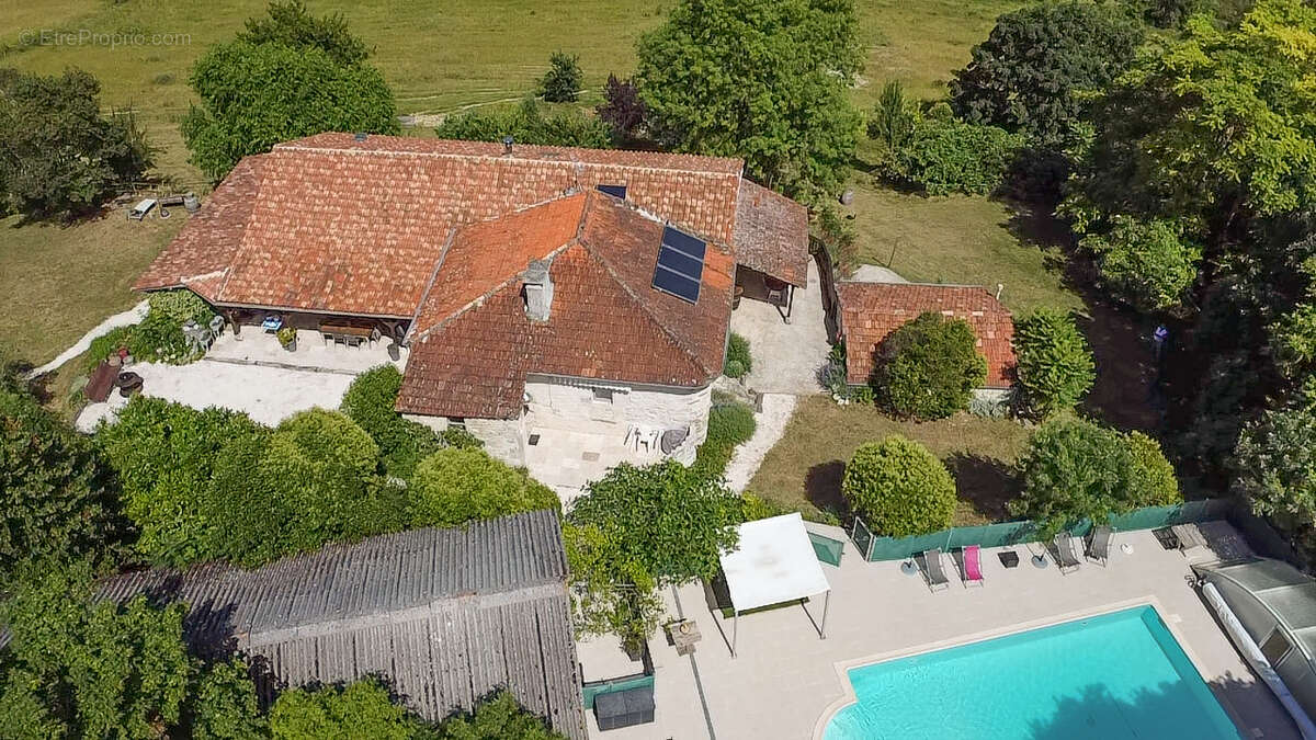 Maison à BAGAT-EN-QUERCY