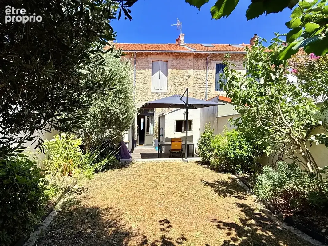 La genette - Maison de ville joliment rénovée avec jardin exposé plein Sud - photo 13