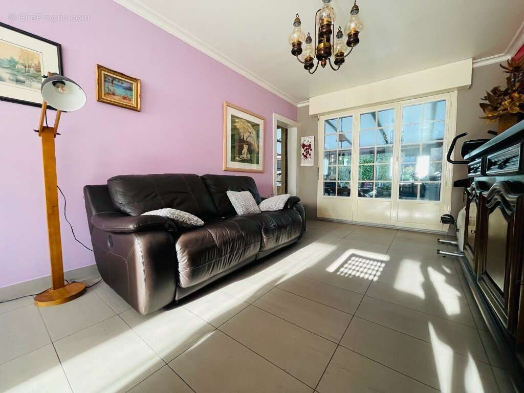 Maison à WAMBRECHIES