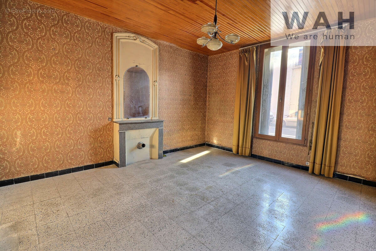Maison à MILHAUD