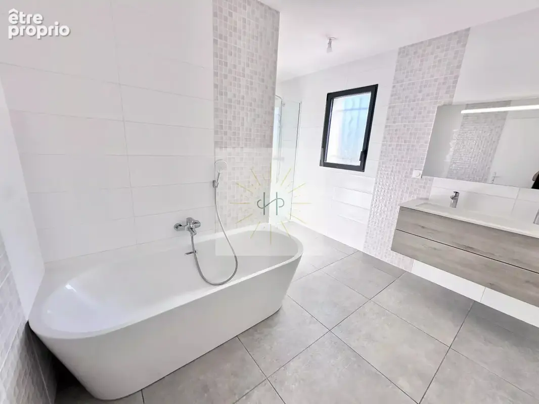 Maison 5 pièces 125 m² à vendre à Montelimar (26200) - photo 7