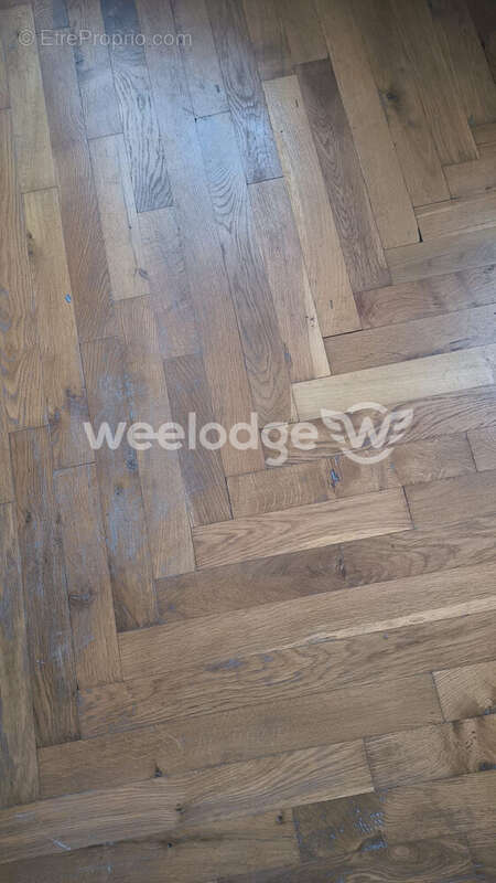 Maison à SAINT-REMY-CHAUSSEE