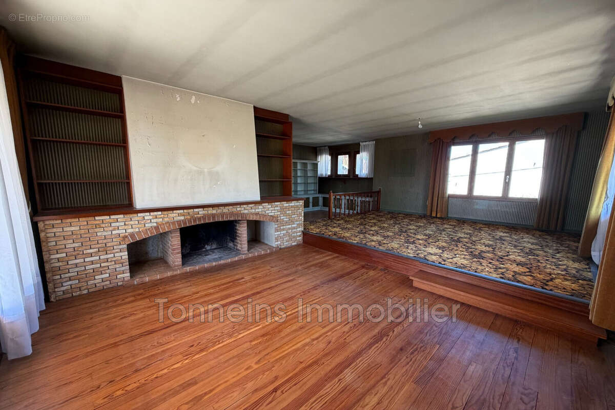 Maison 120 m² à Tonneins  - photo 2