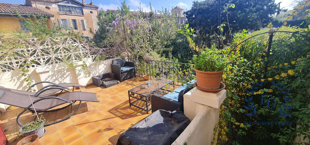 Maison à ROUGIERS