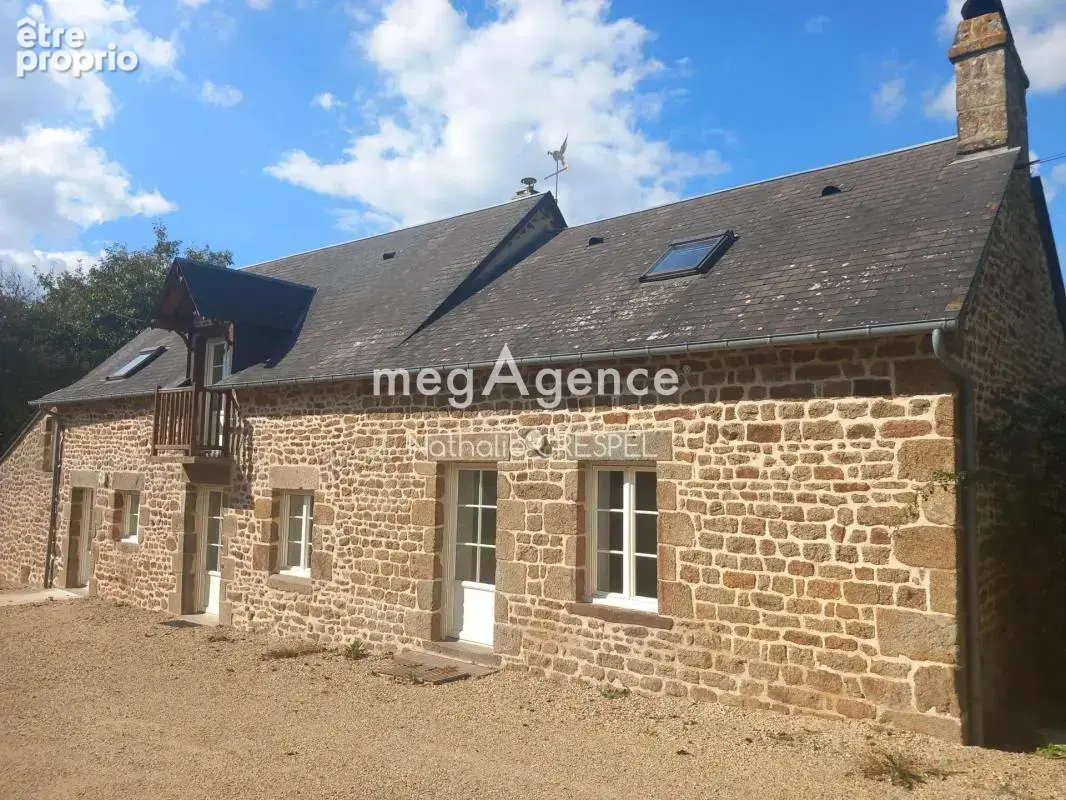 Maison à AMBRIERES-LES-VALLEES