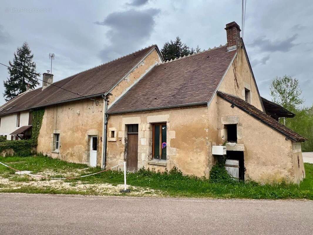 Photo 5 - Appartement à SAINT-AMAND-EN-PUISAYE
