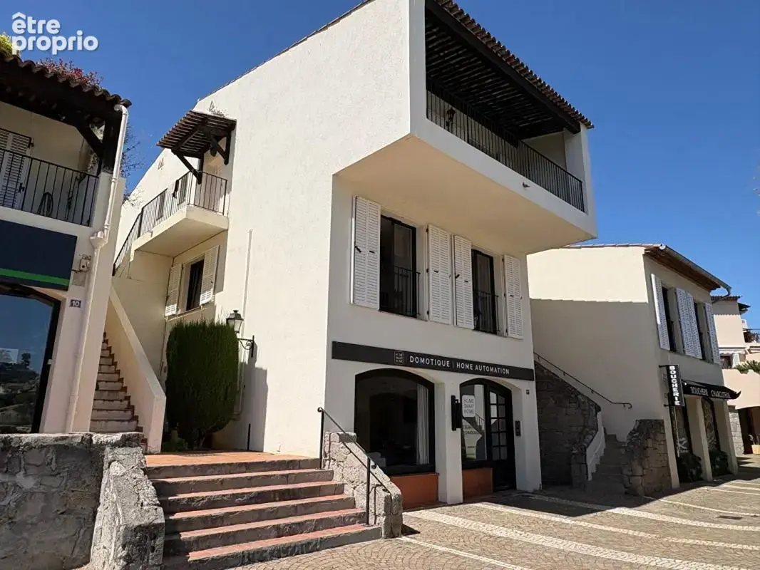 Appartement à VILLENEUVE-LOUBET