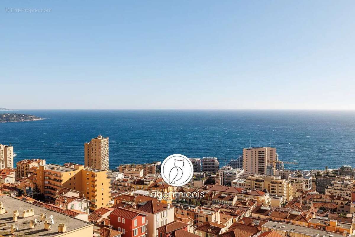 Appartement à BEAUSOLEIL