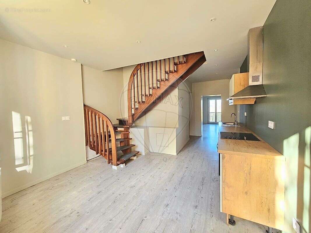 Appartement à POMMIERS