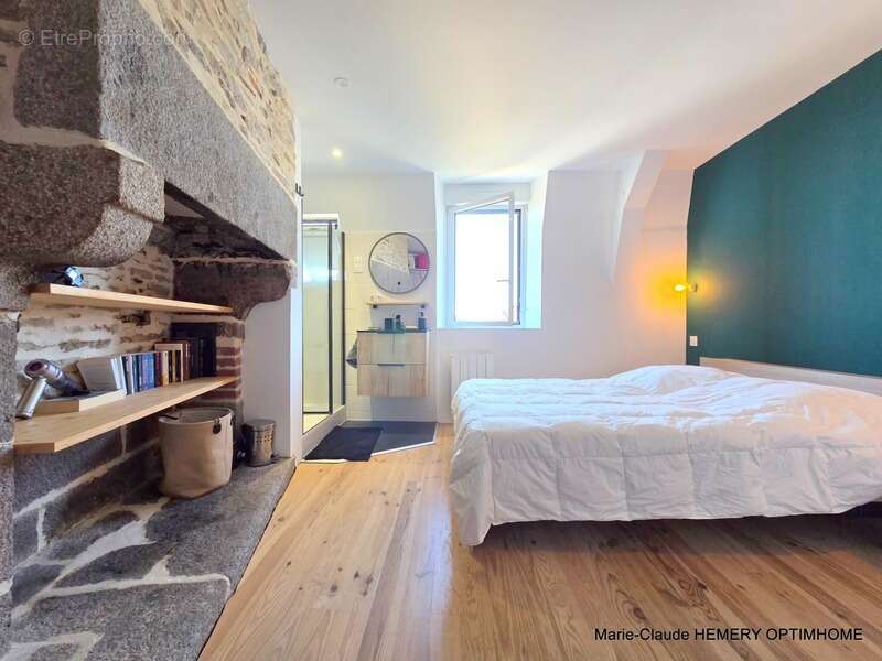 Saint-Malo – Saint-Servan Élégant duplex de caractère – 69 m² habitables (92 m² au sol) - photo 7