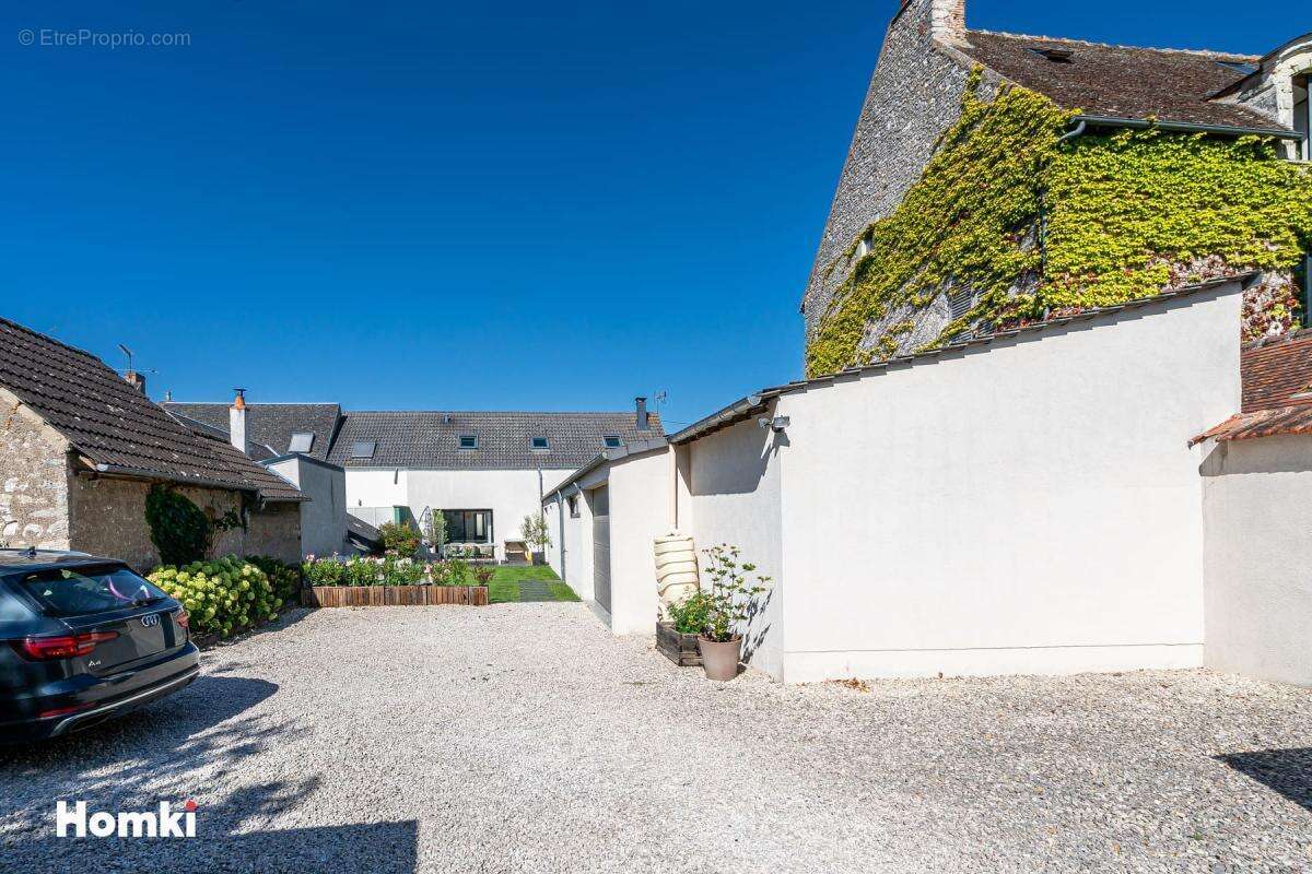 Maison/Villa T5 de 165 m2 à La Chapelle-Saint-Mesmin 45380 - photo 22