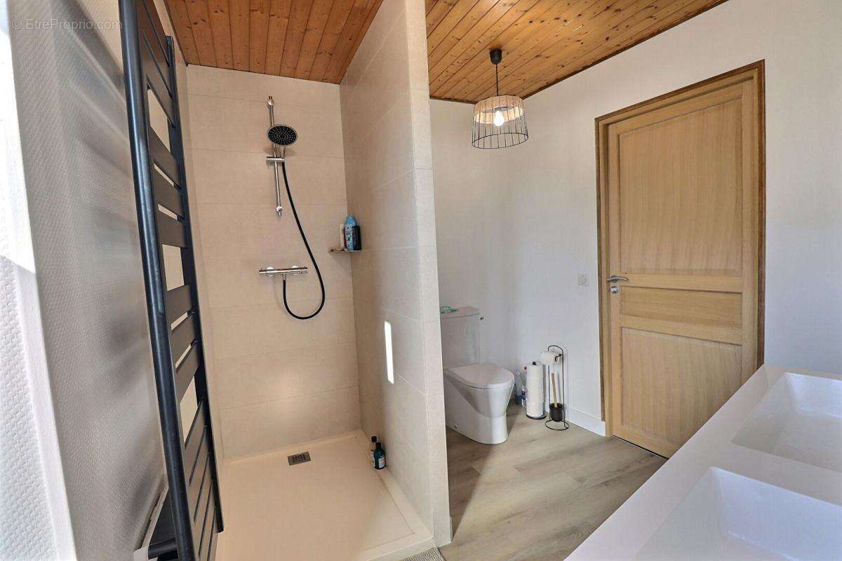 Maison de village 5P 139 m² avec sous-sol et dépendance La Chavanne (73800) - photo 7