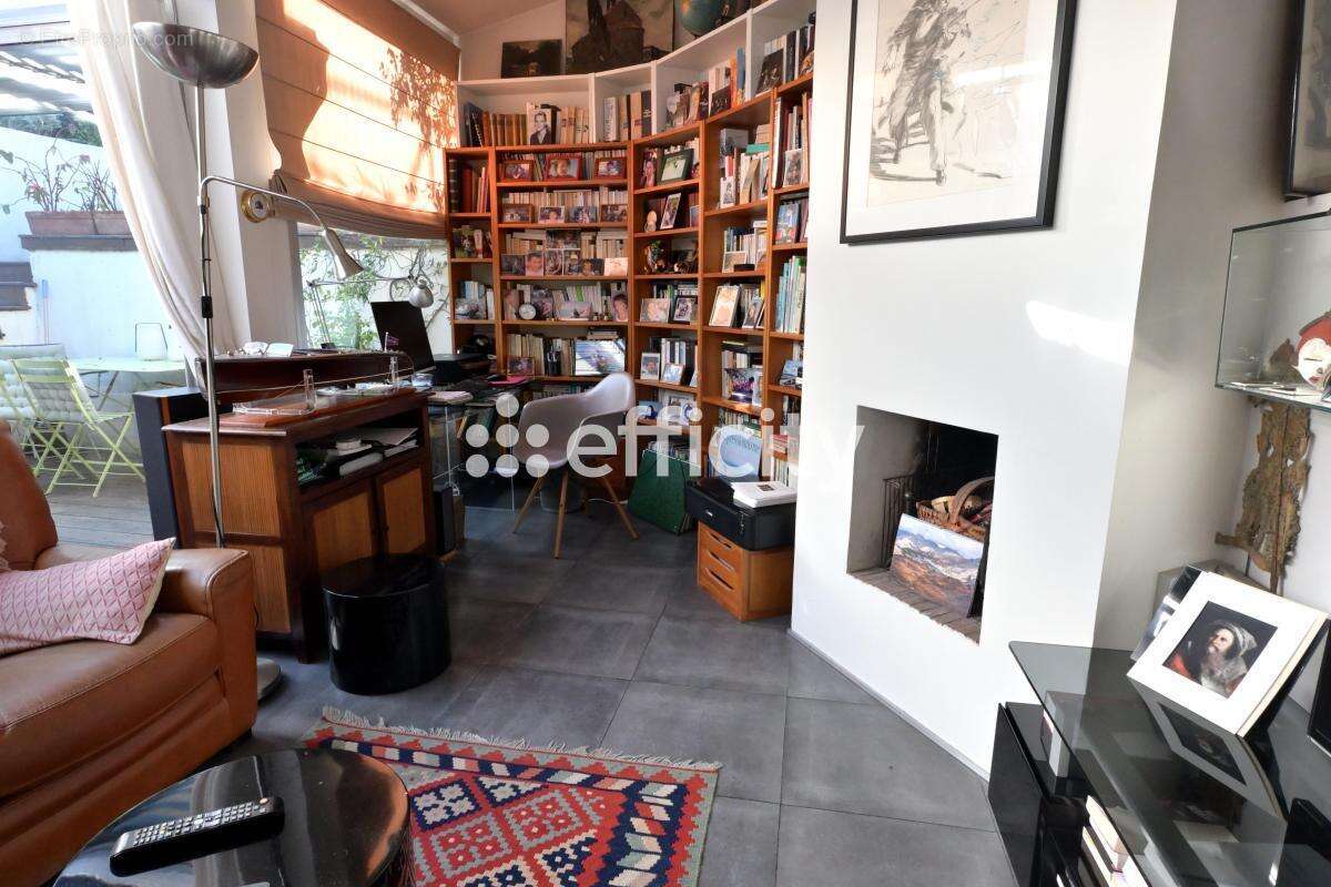 Maison à MARSEILLE-6E