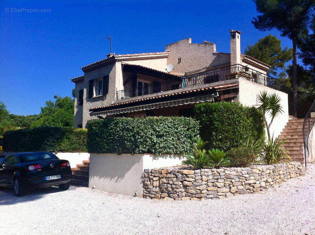 Maison à LA VALETTE-DU-VAR