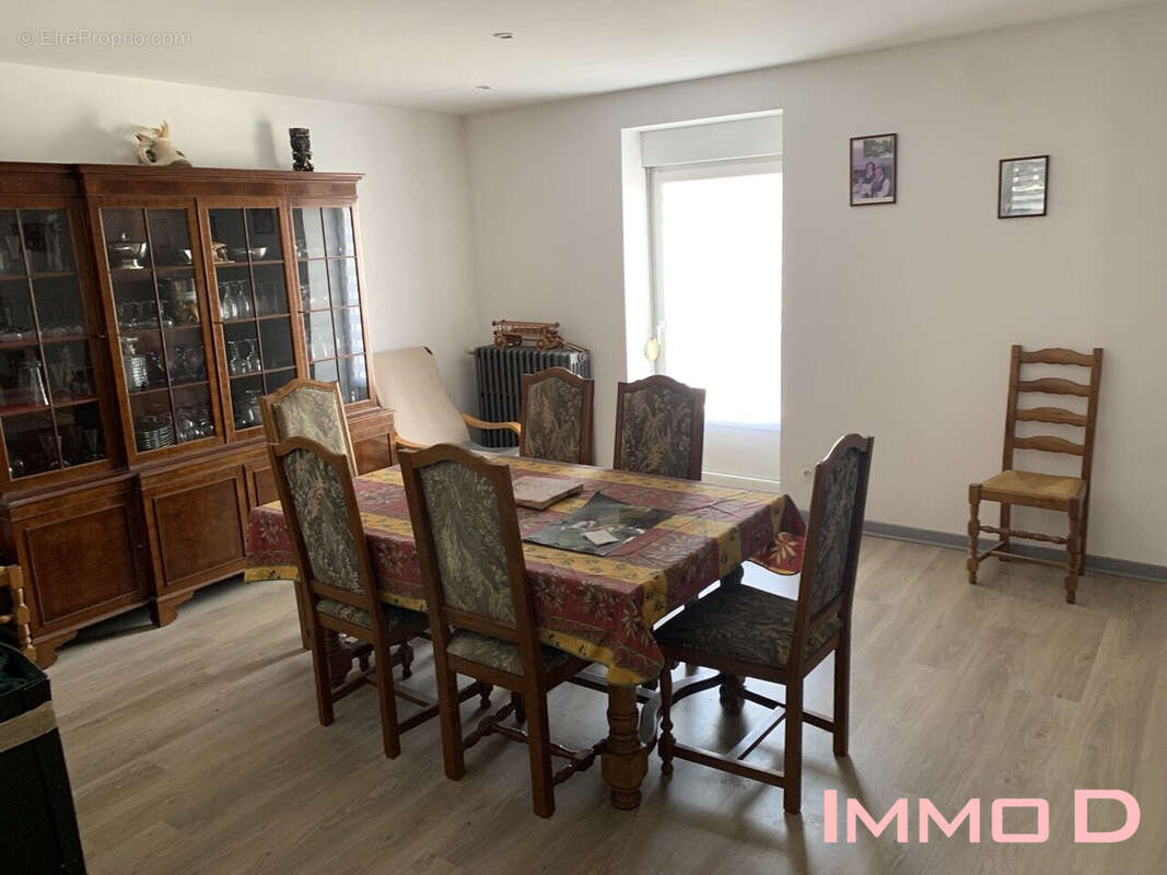 Maison à THAON-LES-VOSGES