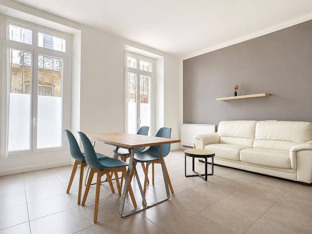 Appartement à BORDEAUX