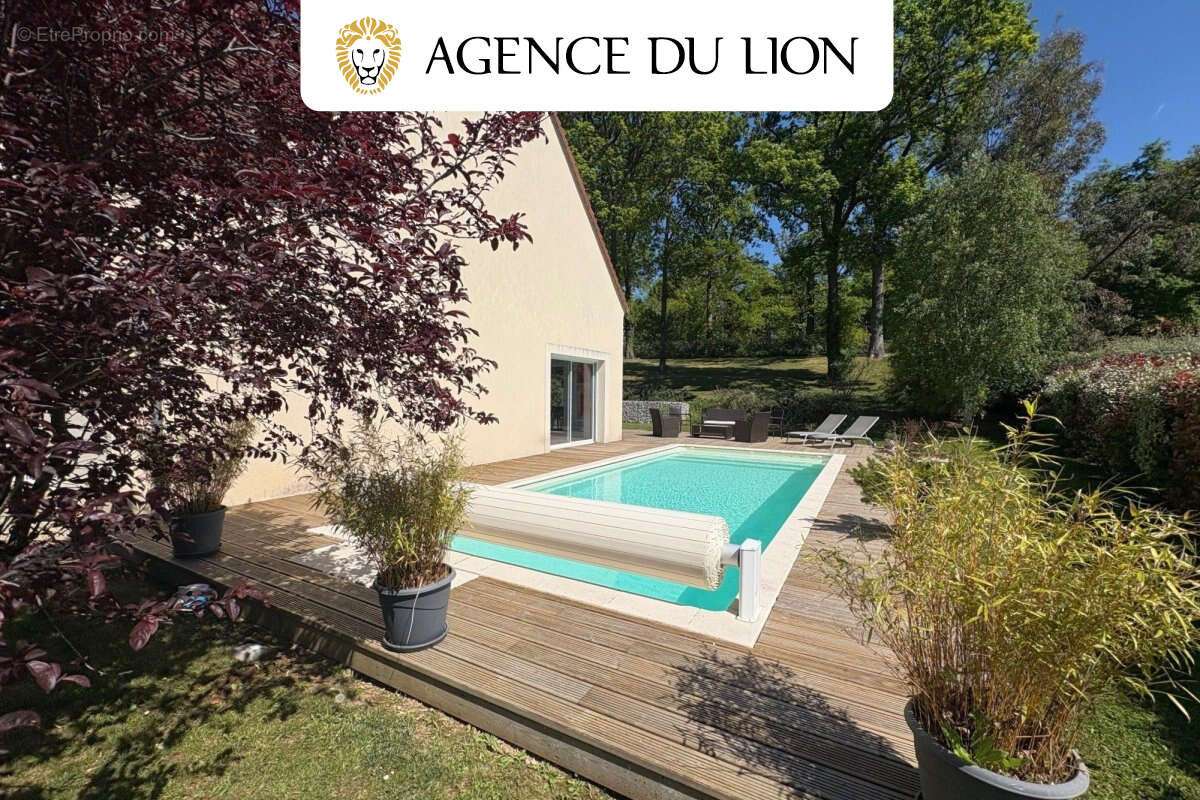 Maison à SAINTE-GEMME-MORONVAL