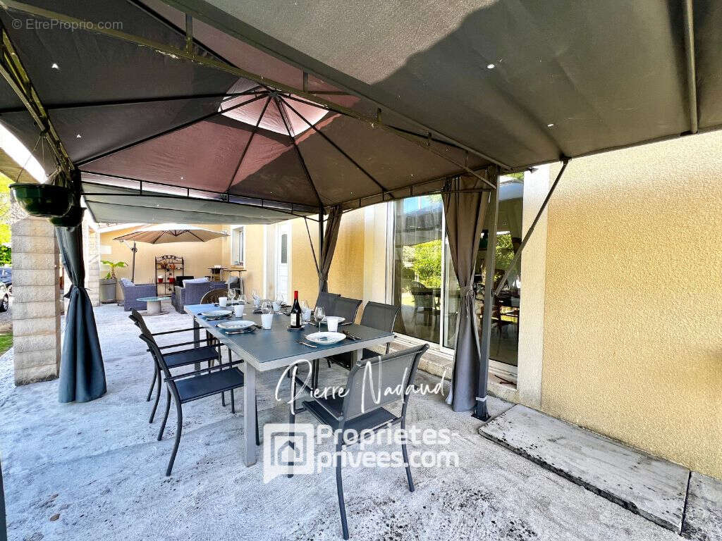 Maison à SAINT-DENIS-DE-PILE