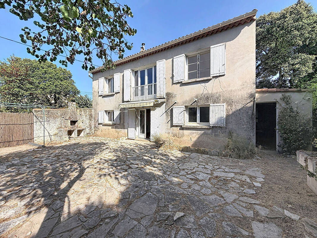 Maison à VILLENEUVE-LES-AVIGNON