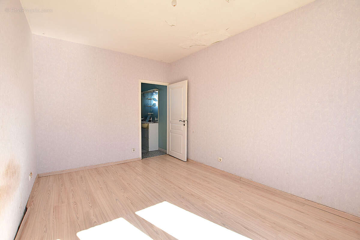 Maison à JALIGNY-SUR-BESBRE