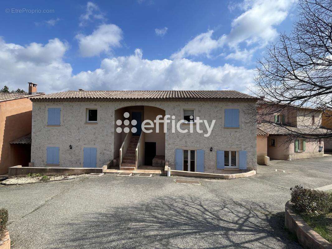 Appartement à SAINT-TRINIT