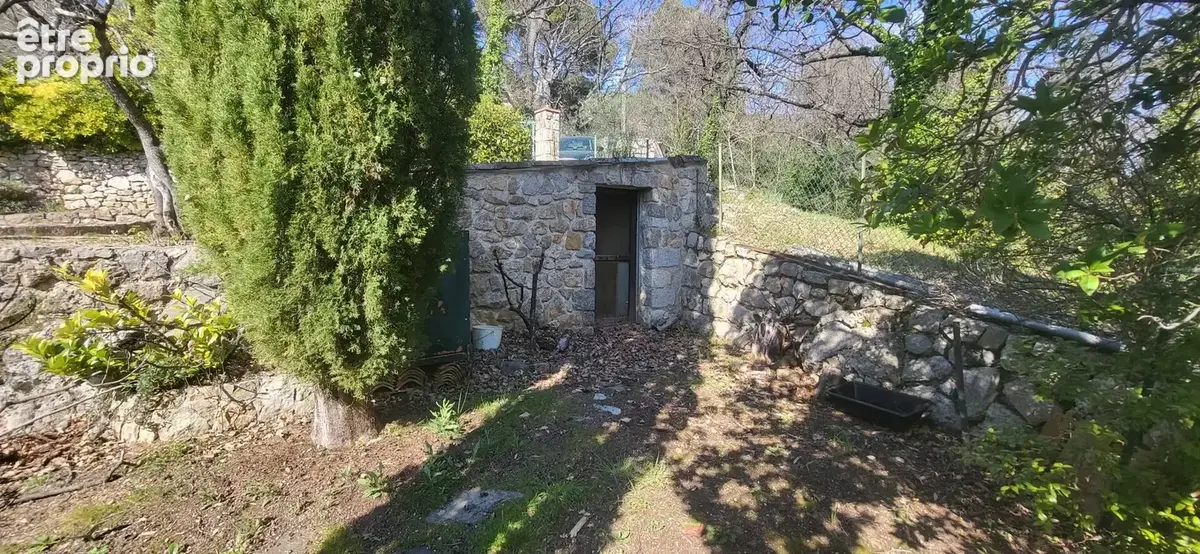 Villa en pierre apparente avec 4 chambres sur 1350m² de terrain. - photo 27
