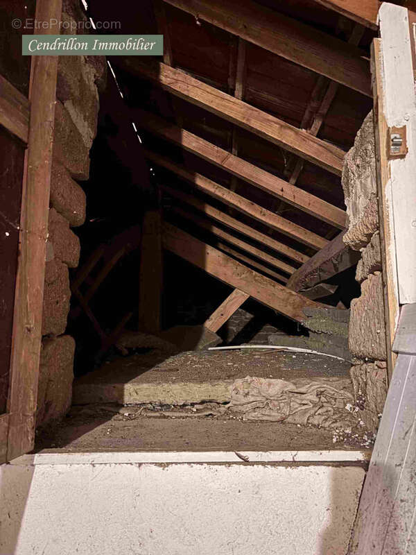 Projet rénovation ! Maison indépendante 70m2 habitables, en pierre avec terrain, près du Lac de Vassivière. - photo 24
