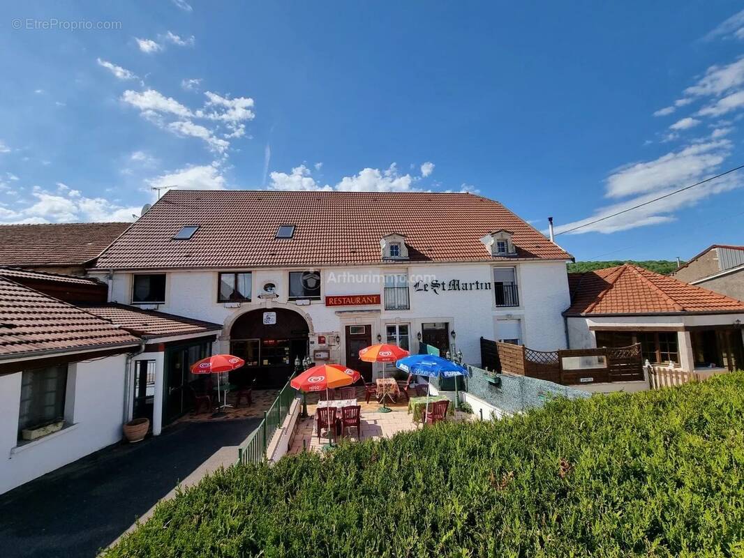 Appartement à BOURG-SAINTE-MARIE