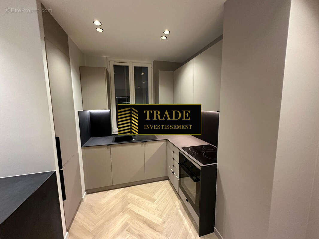 Appartement à PARIS-9E