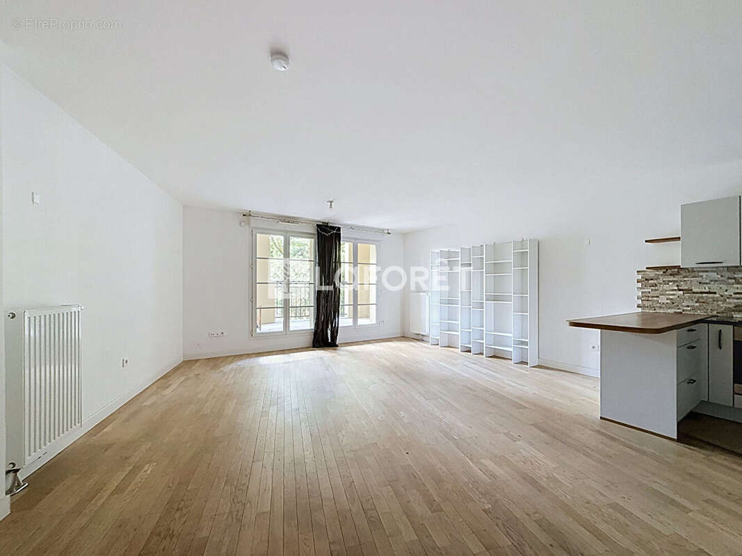 Appartement à LE PLESSIS-ROBINSON